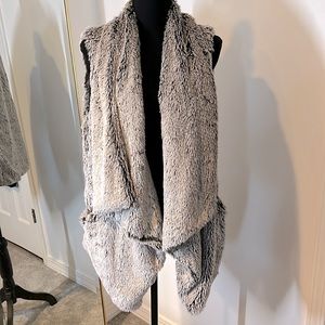 Super Soft Cream & black vest